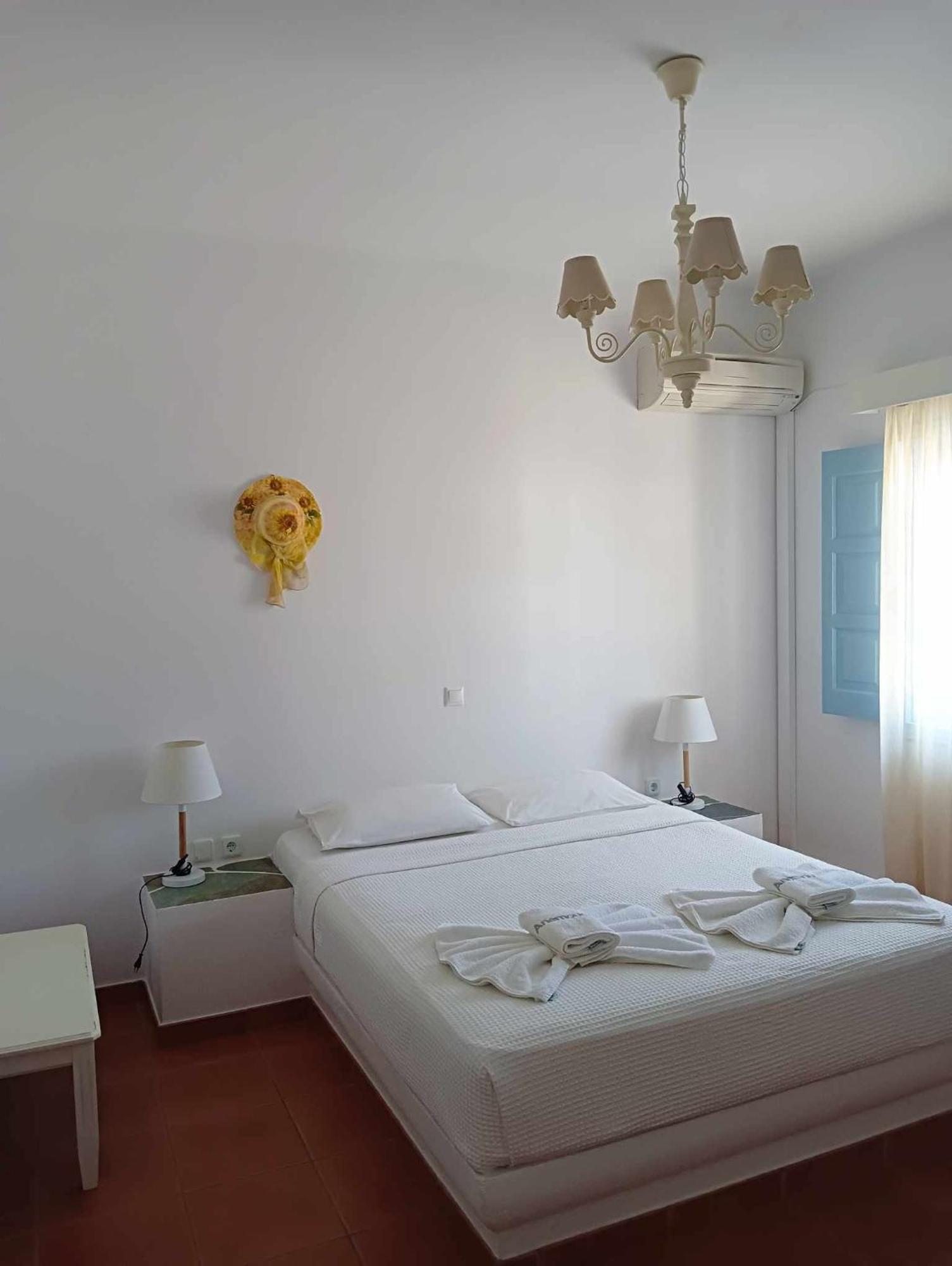 Anemousa Hotel Folégandros Extérieur photo